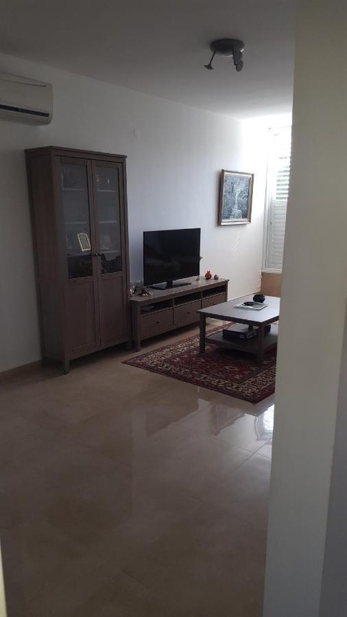 Room Near Sheba Medical Center, And Bar Ilan, And Tlv Airport Qiryat Ono Εξωτερικό φωτογραφία